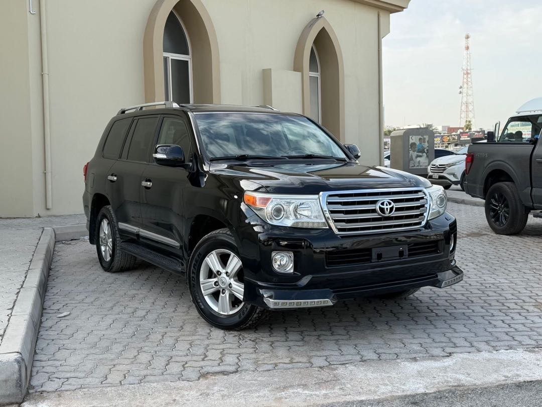 2014 TOYOTA LAND CRUISER VXR