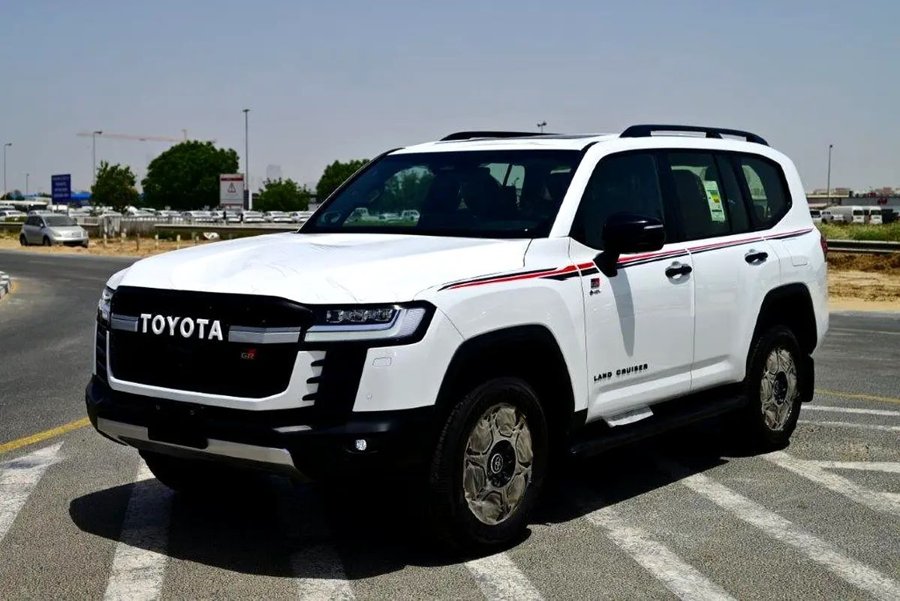 2025 TOYOTA LAND CRUISER G.R