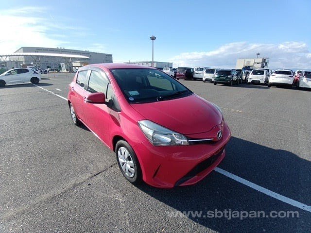 2015 TOYOTA VITZ  4plugs