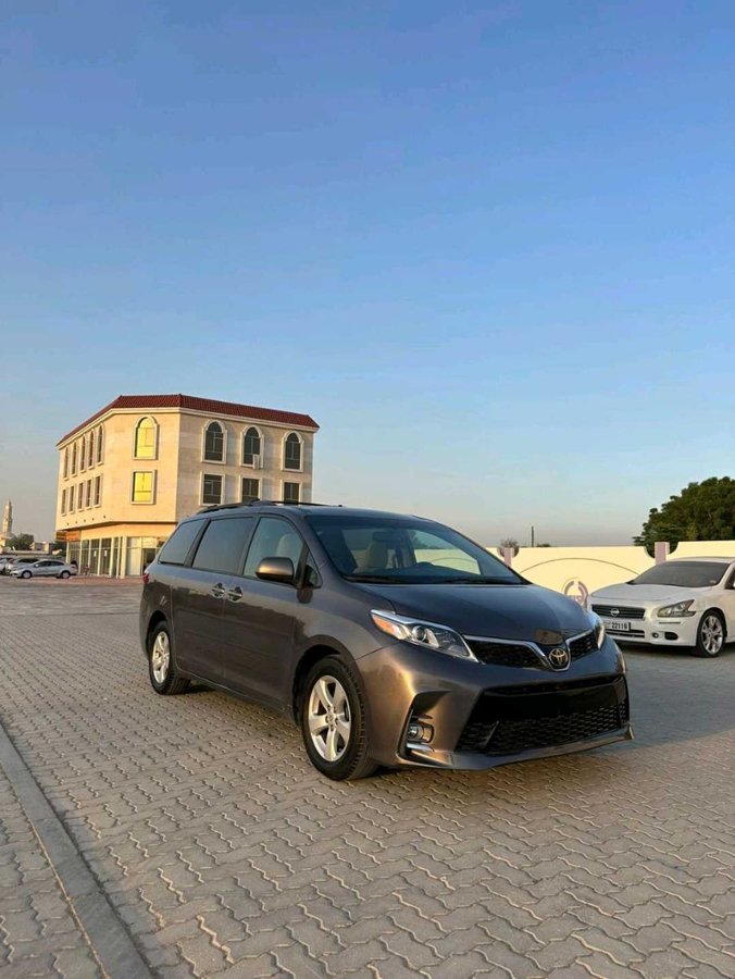2015 TOYOTA SIENNA