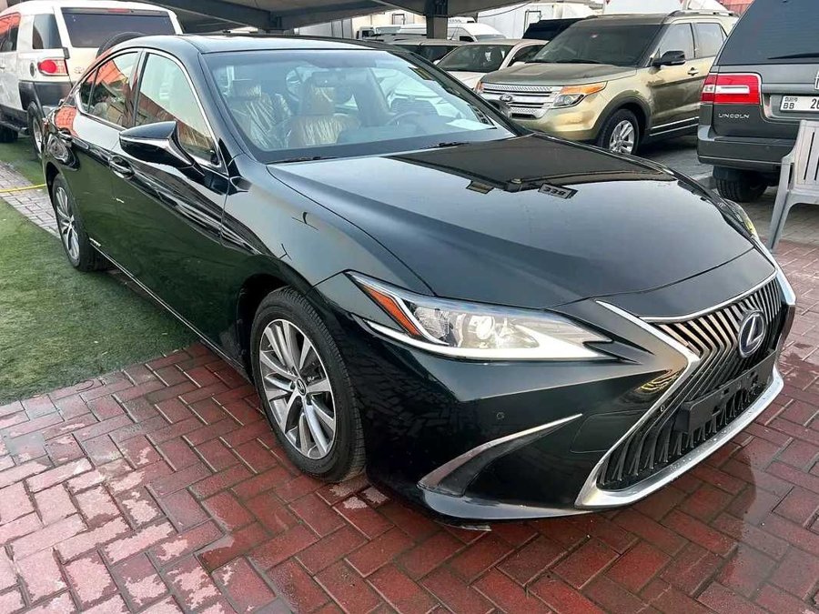 2020 LEXUS ES 300